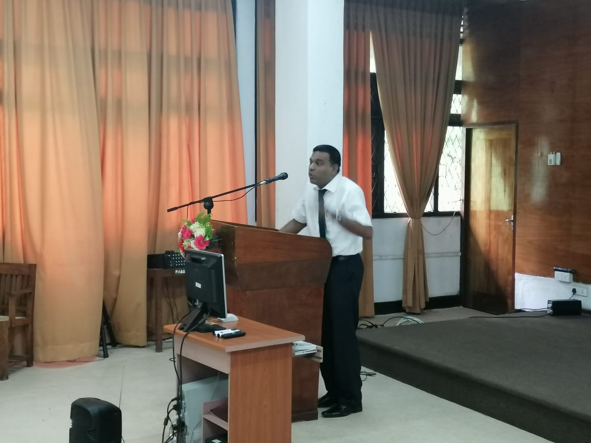 Smokeless tobacco and Areca nut cessation training programme for nursing students