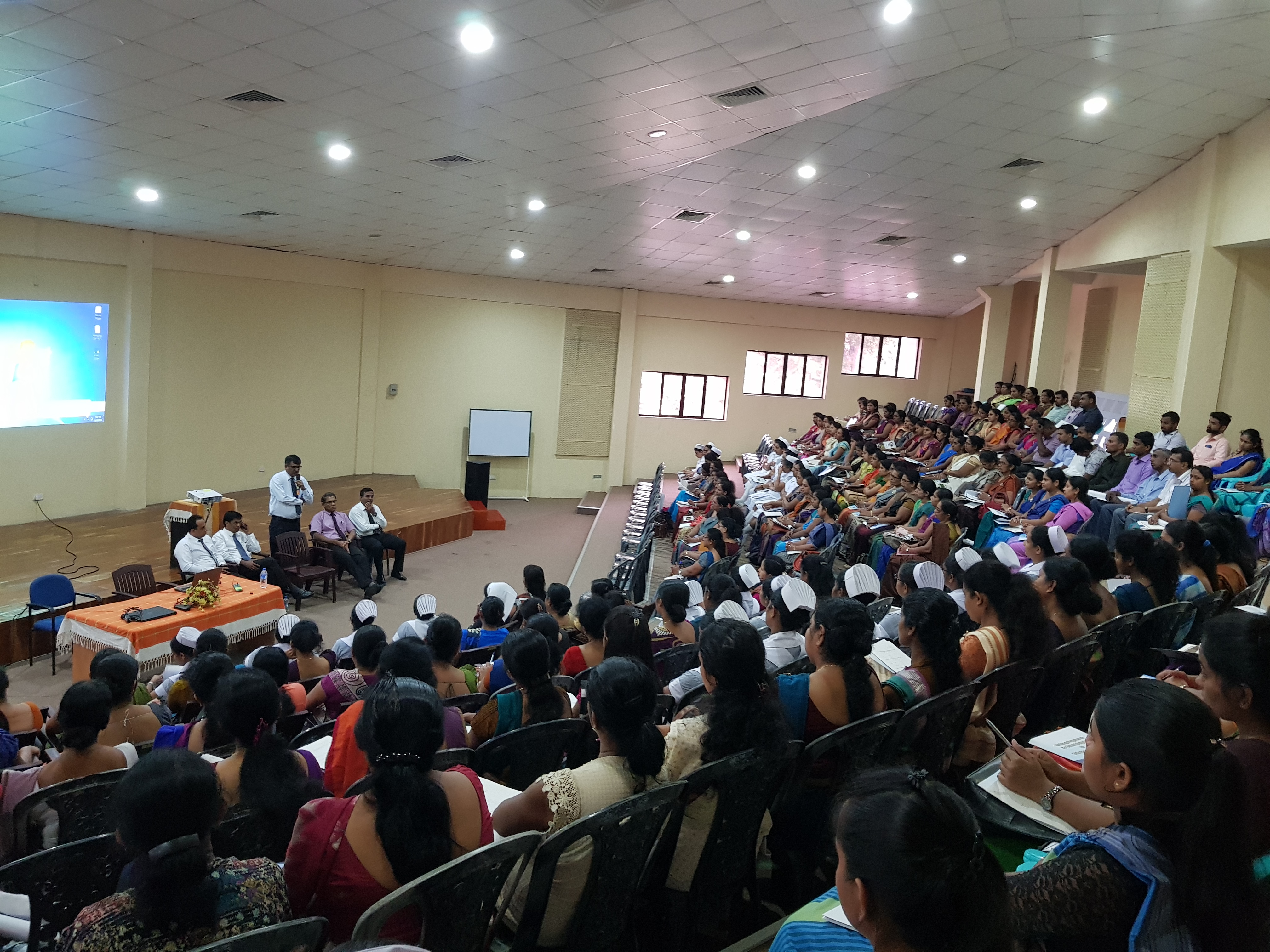 Smokeless tobacco and Areca nut cessation training programme for dental surgeons, Sirimavo Bandaranayake Children's Hospital